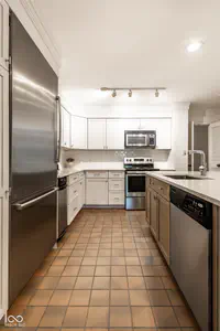 8385 Illinois Street, Indianapolis - 17