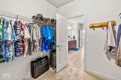 9627 Summerton Drive, Fishers - 33