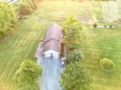 15952 Southeastern Parkway, Fortville - 18