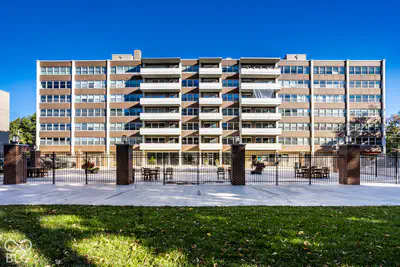 25 40th Street, Indianapolis - 30