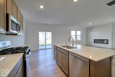 5714 Cloister Lane, McCordsville - 12