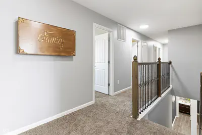 7148 N Chelmsford Drive, McCordsville - 27