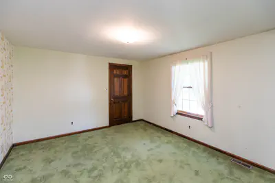 1221 Poplar Street, Seymour - 22