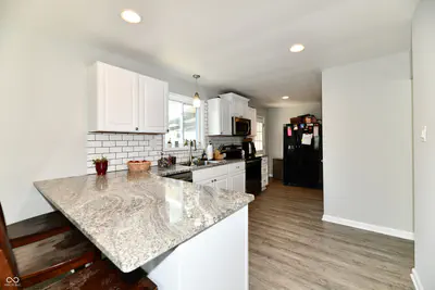 930 N Eaton Avenue, Indianapolis - 22