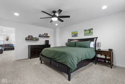 13746 N Clara Court, Camby - 29