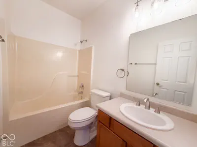 1103 Boxwood Lane, Greenwood - 14