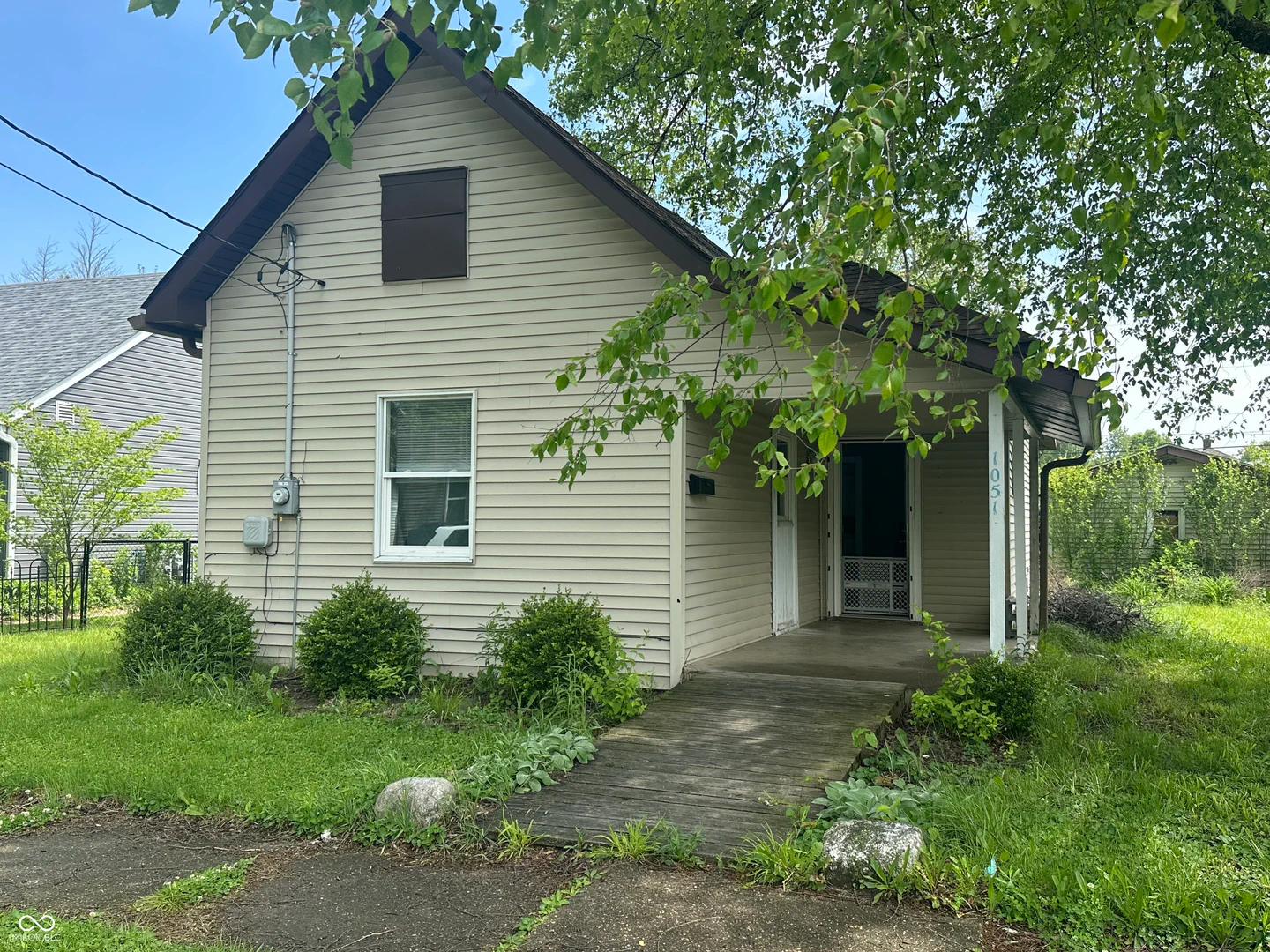 1051 John Street, Frankfort