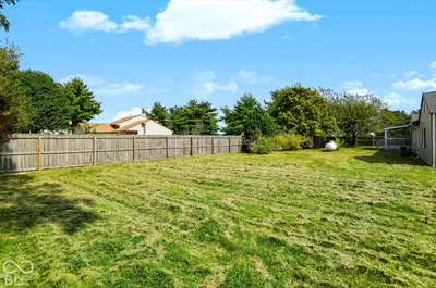 7036 300, Whitestown - 30