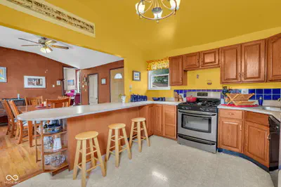 734 Seminary Street, Greencastle - 11