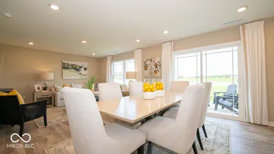 6096 Camarillo Drive, Whitestown - 11