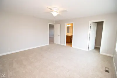15141 Kampen Circle, Carmel - 45
