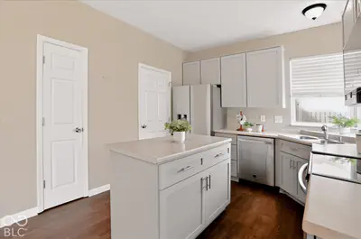 16450 Clarks Hill Way, Westfield - 15