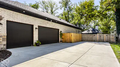 547 E 82nd Street, Indianapolis - 52