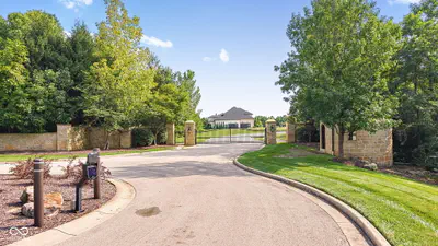 10470 Woodhall Lane, Carmel - 3
