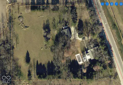 1640 US 421, Whitestown - 72