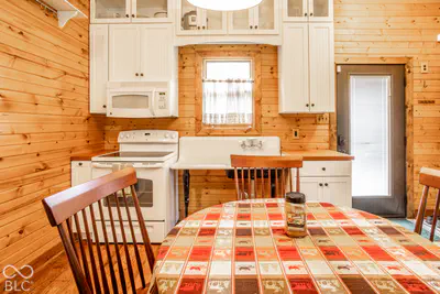 11090 County Road 225 W, Cloverdale - 43
