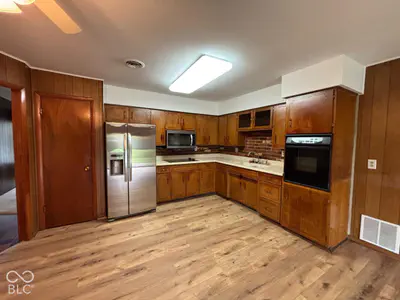 210 Hillside Drive, Hartford City - 15