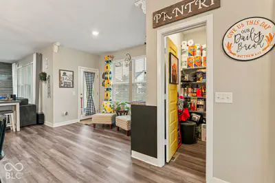 10549 Vermillion, Fortville - 11