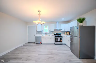 1500 W 11th Street, Anderson - 11
