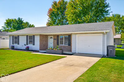 637 Woodside Court, Seymour - 48