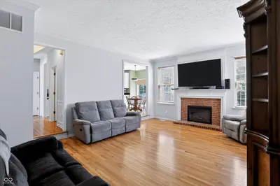 7761 Prairie View Drive, Indianapolis - 21
