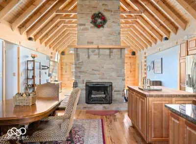 4210 County Road 400, North Vernon - 12