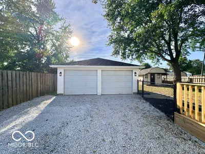 5717 Clover Maple Drive, Fairland - 35