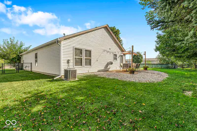 2025 Brookside Court, Greenfield - 10