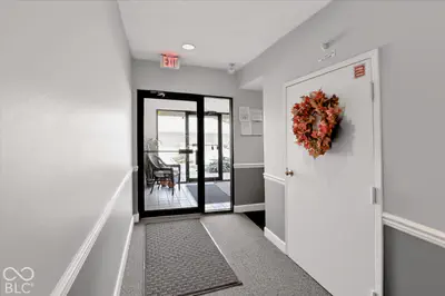8720 Yardley Court, Indianapolis - 3
