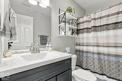 5914 Woodcote Drive, Indianapolis - 20