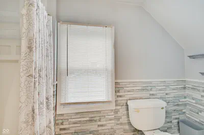 73 3rd Avenue, Beech Grove - 21