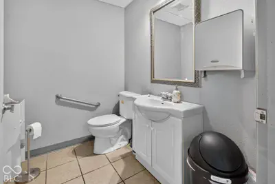 2123 Memorial Drive, New Castle - 20