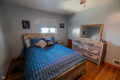 84 7th Avenue, Beech Grove - 34