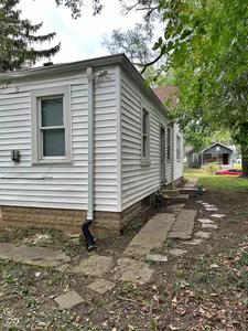 1462 N Gladstone Avenue, Indianapolis - 14