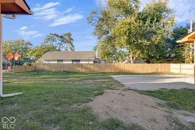 527 Holt Road, Indianapolis - 35
