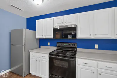 12676 Justice Crossing, Fishers - 13