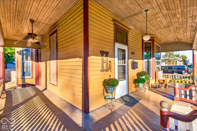 625 Chestnut Street, Seymour - 63