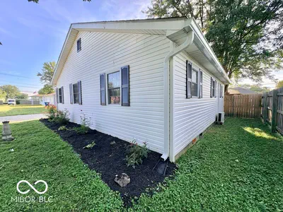 5717 Clover Maple Drive, Fairland - 4