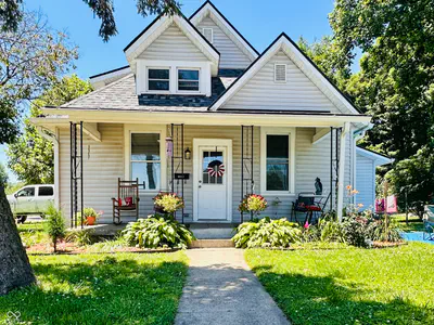 390 Grant Street, Martinsville