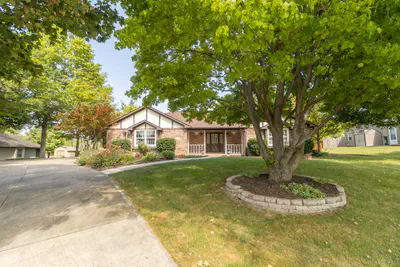 2460 Hickory Boulevard, Greenfield - 7