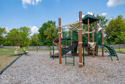 9214 Fitzgerald Drive, Indianapolis - 32