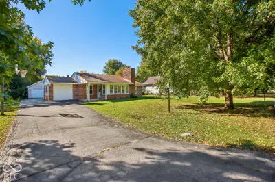 1739 E Loretta Drive, Indianapolis - 24