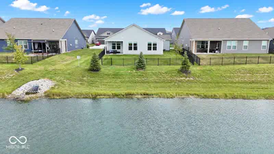 7412 Harbor Town Drive, Whitestown - 37