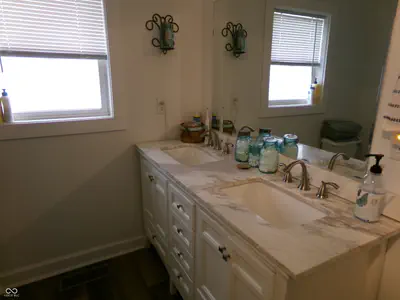 4200 Ann Street, Plainfield - 27