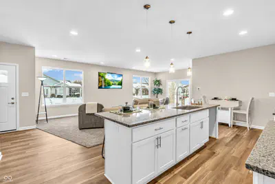 7749 Silver Fox Drive, Indianapolis - 6