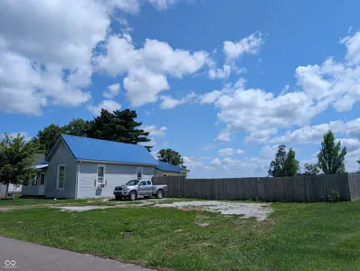 4425 County Road 710, Greensburg - 2
