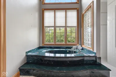 6290 Deerfield Drive, Greenwood - 39