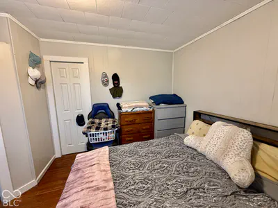 635 High Street, Versailles - 17
