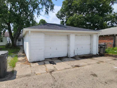 1527 N Chester Avenue, Indianapolis - 18