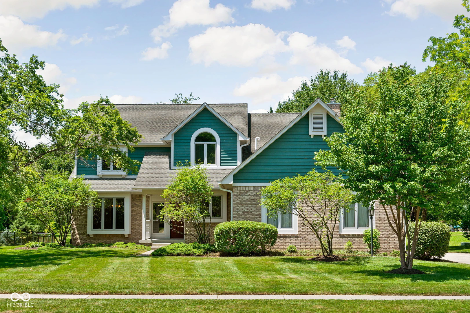1300 Woodpond N Roundabout, Carmel